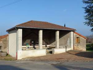 Le lavoir à Cortambert